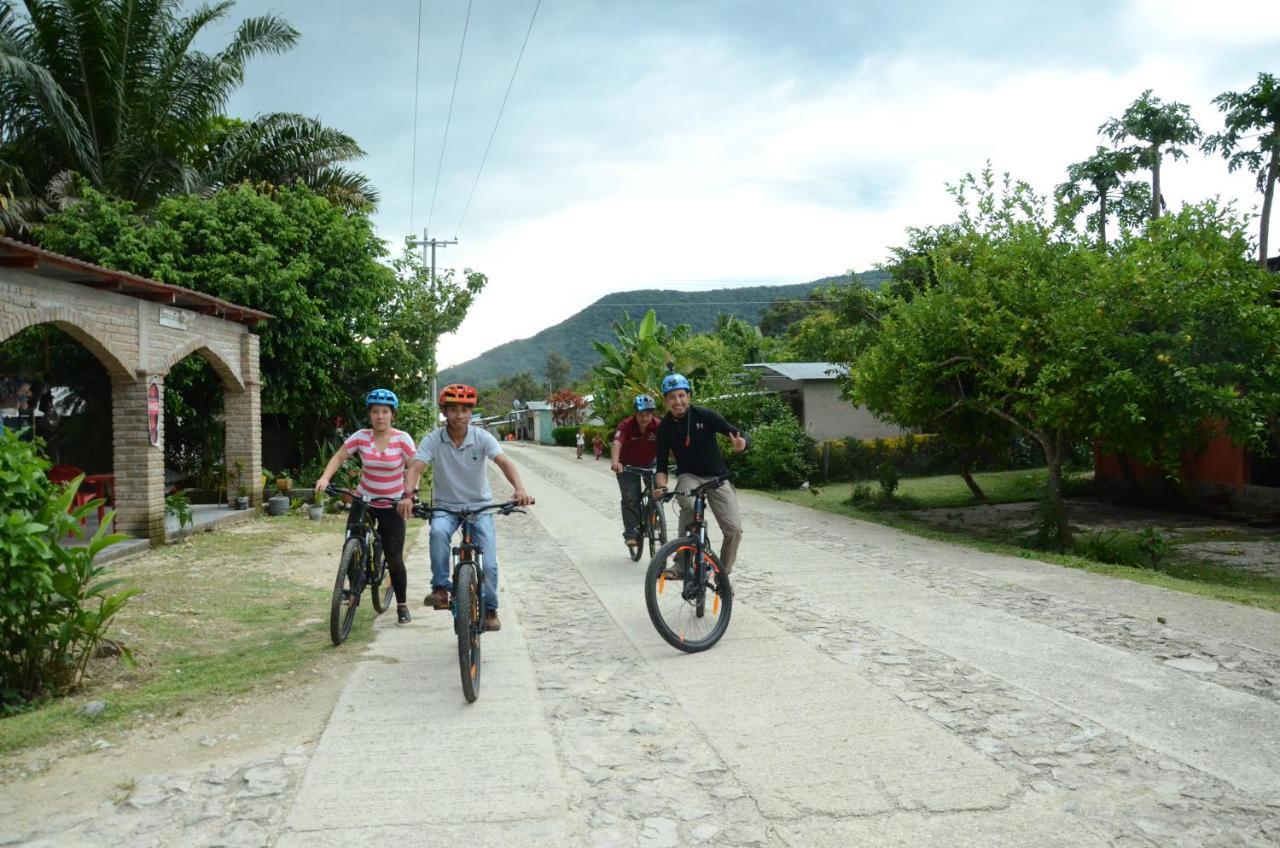 Ciudad De Las Rocas La Fortuna Gallo Giro Eksteriør billede