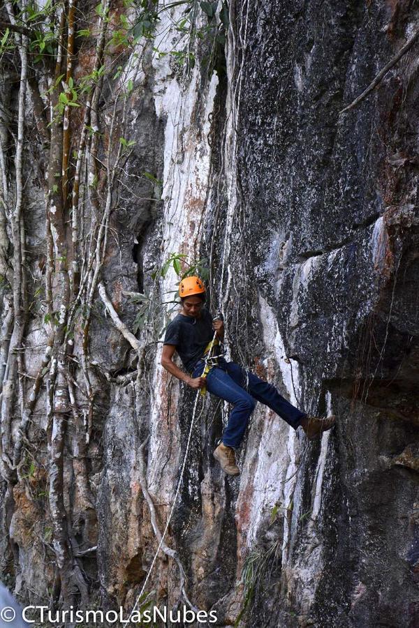 Ciudad De Las Rocas La Fortuna Gallo Giro Eksteriør billede